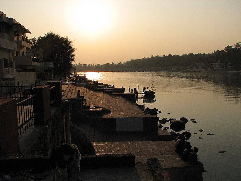 Rishikesh — local market for international and multi-region stores