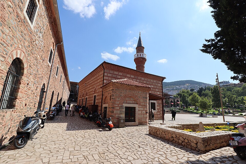 Bursa — local market for service booking platforms