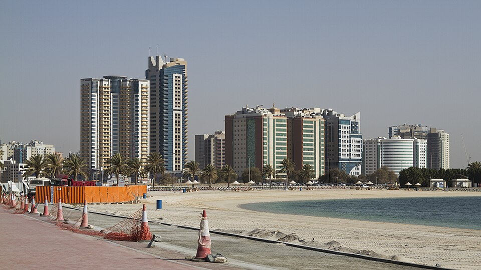 Sharjah — manufacturer and distributor portals for local businesses