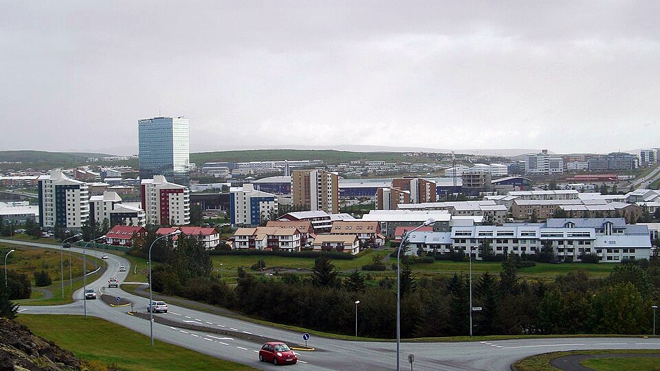 Kópavogur — local market for online stores
