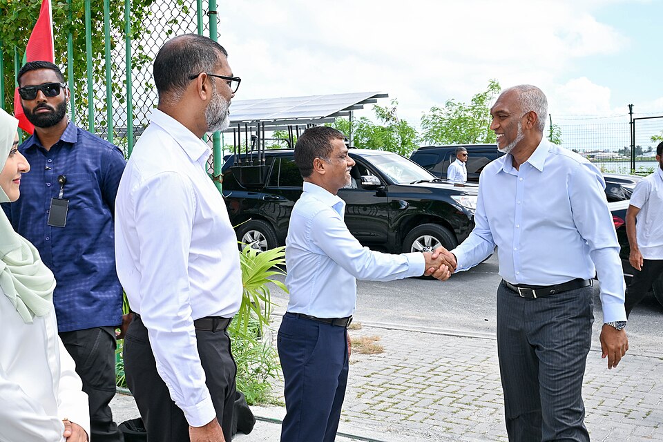 Hulhumalé — local market for international and multi-region stores