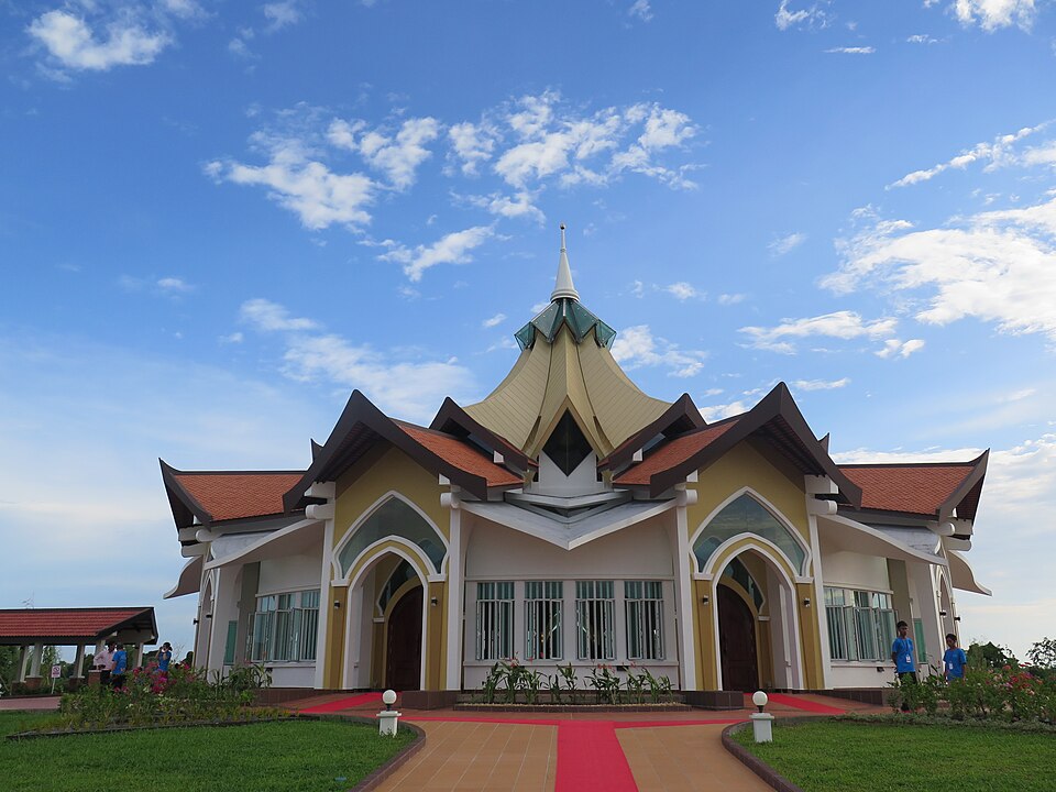 Battambang — local market for B2B and wholesale portals