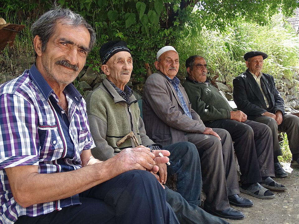 Azerbaijan — multi-vendor marketplaces for local businesses