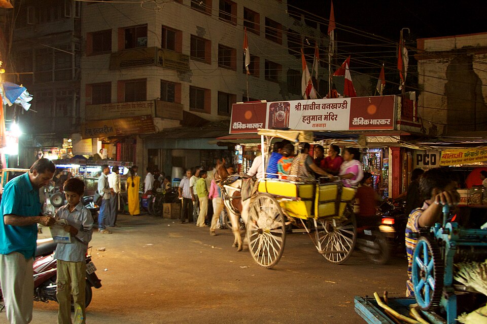 Indore — local market for mobile commerce apps