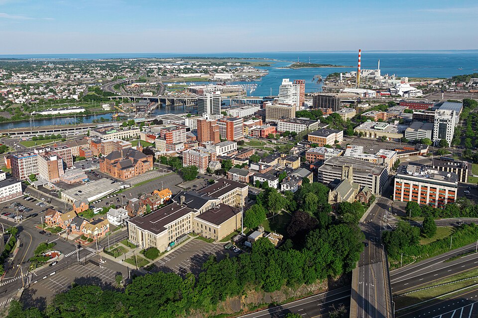 Bridgeport — local market for online stores
