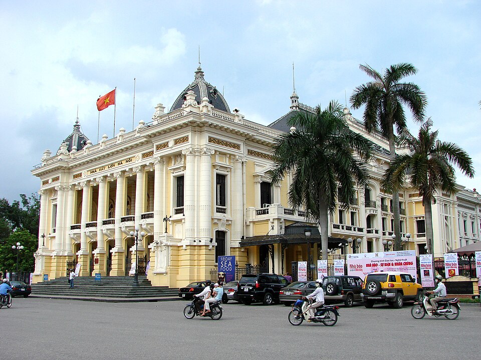 Hanoi — manufacturer and distributor portals for local businesses