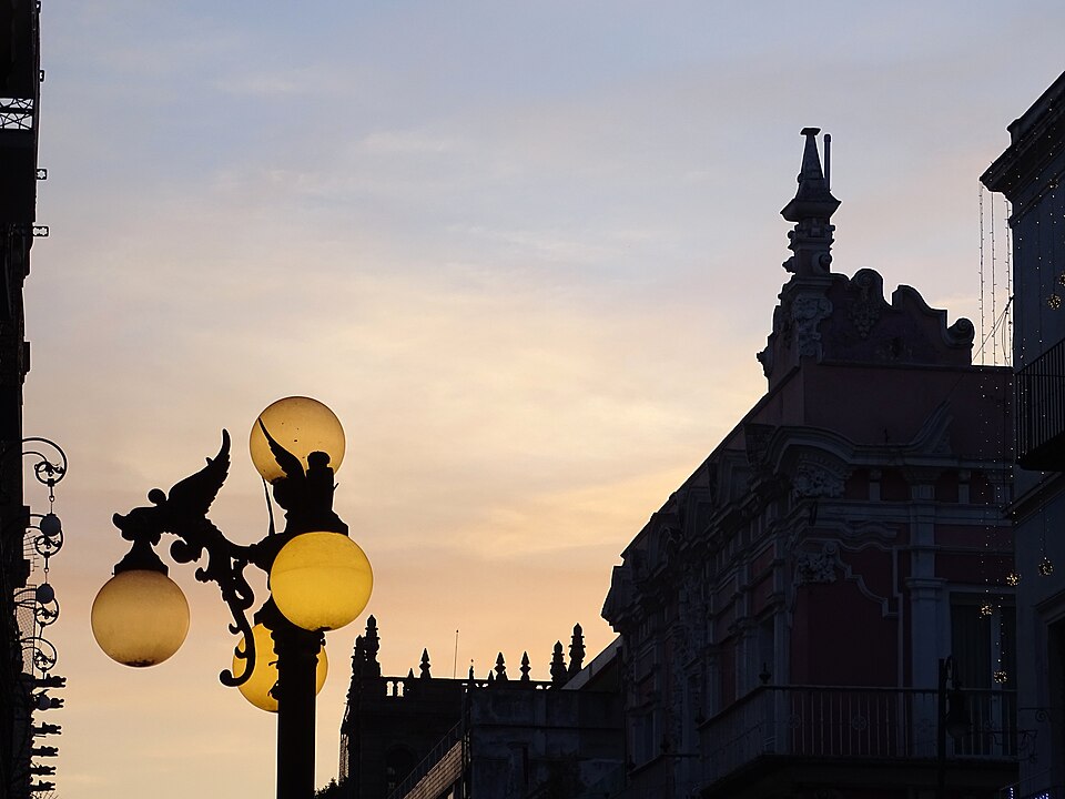 Puebla — local market for mobile commerce apps