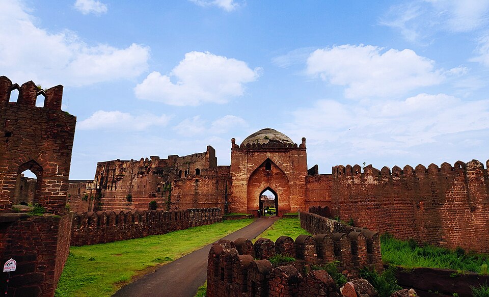 Bidar — local market for international and multi-region stores