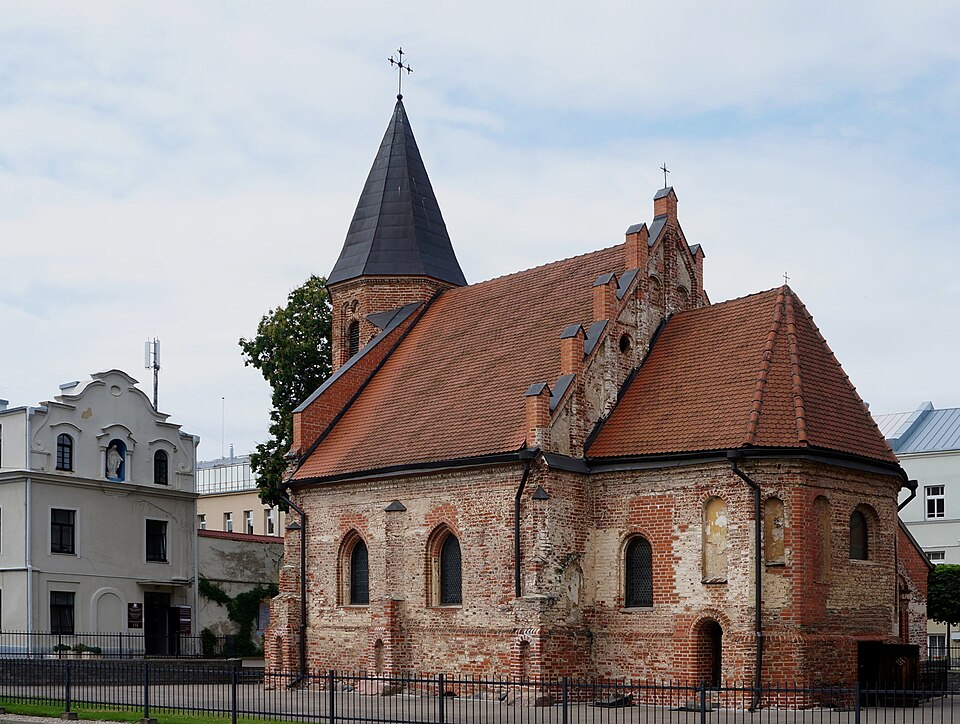 Kaunas — local market for international and multi-region stores