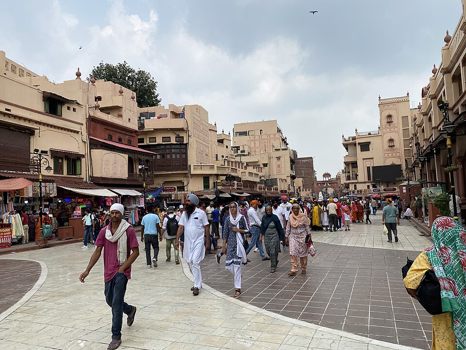 Amritsar — local market for international and multi-region stores