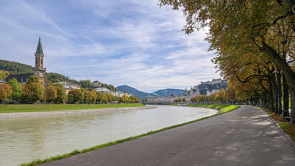 Salzburg — manufacturer and distributor portals for local businesses