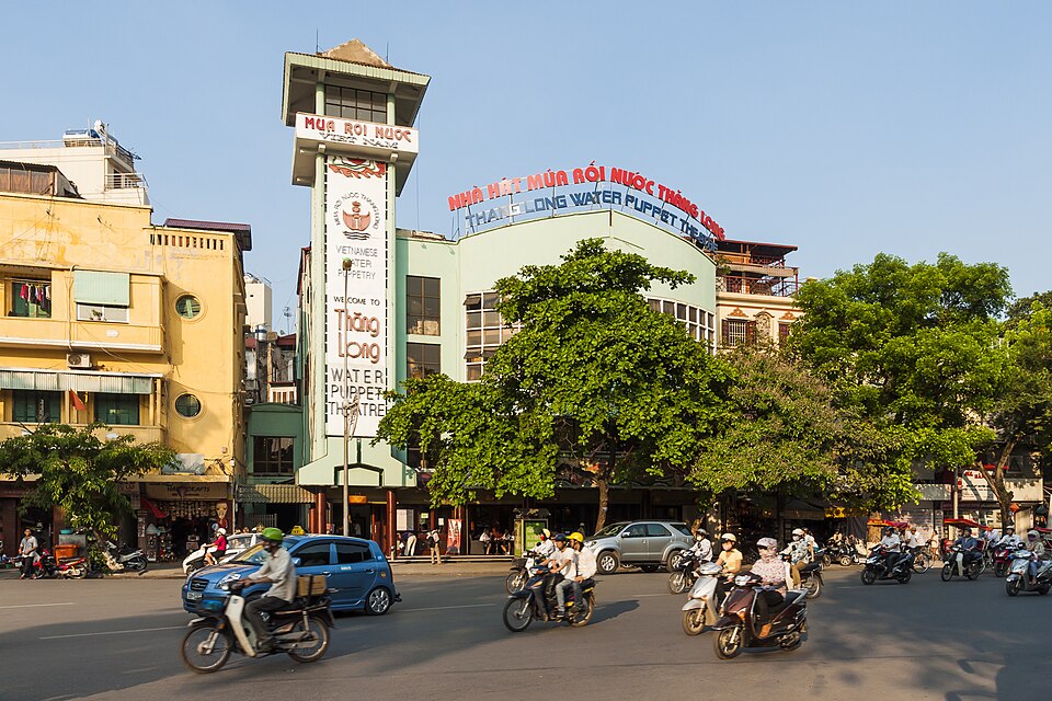 Hanoi — service booking platforms for local businesses