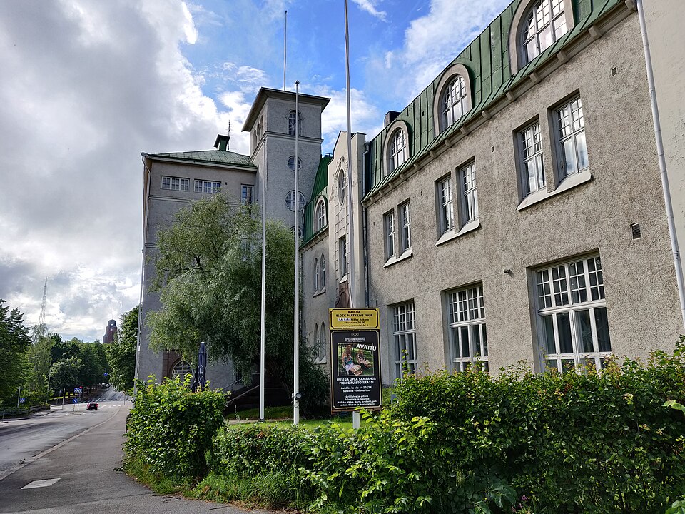 Lahti — local market for custom e-commerce platforms