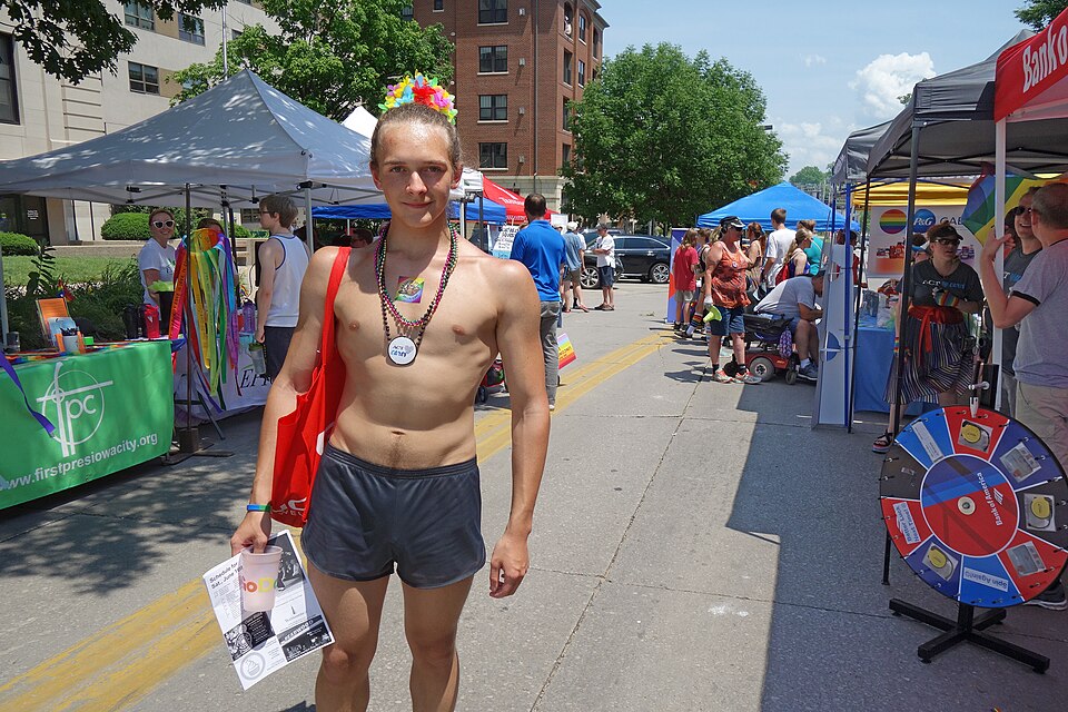 Iowa City — multi-vendor marketplaces for local businesses