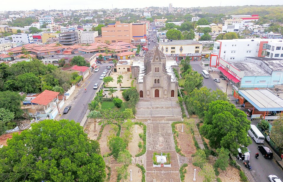 La Romana — local market for manufacturer and distributor portals