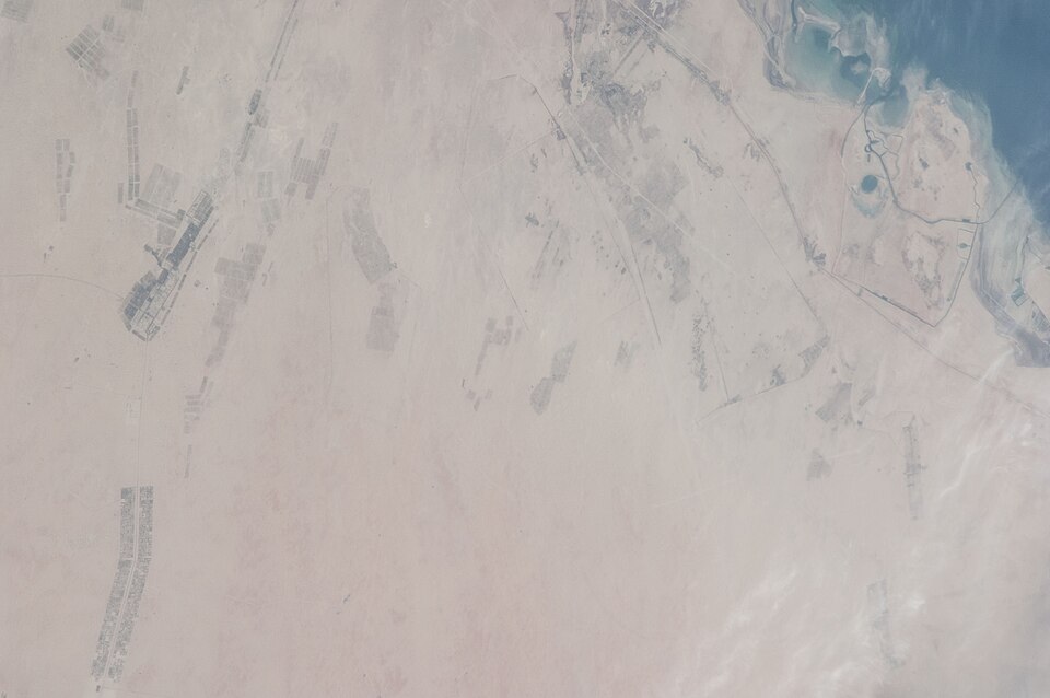 United Arab Emirates — multi-vendor marketplaces for local businesses