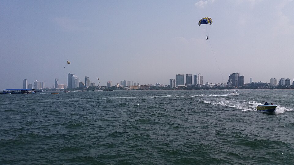 Pattaya — manufacturer and distributor portals for local businesses