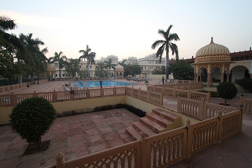 Bharatpur — subscription and membership platforms for local businesses
