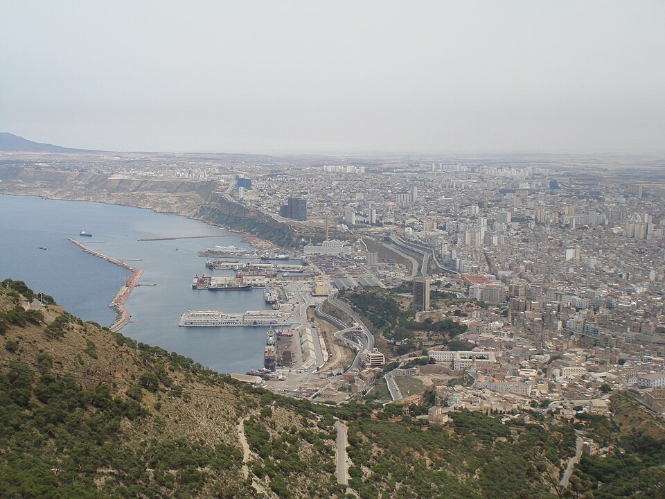 Oran — service booking platforms for local businesses