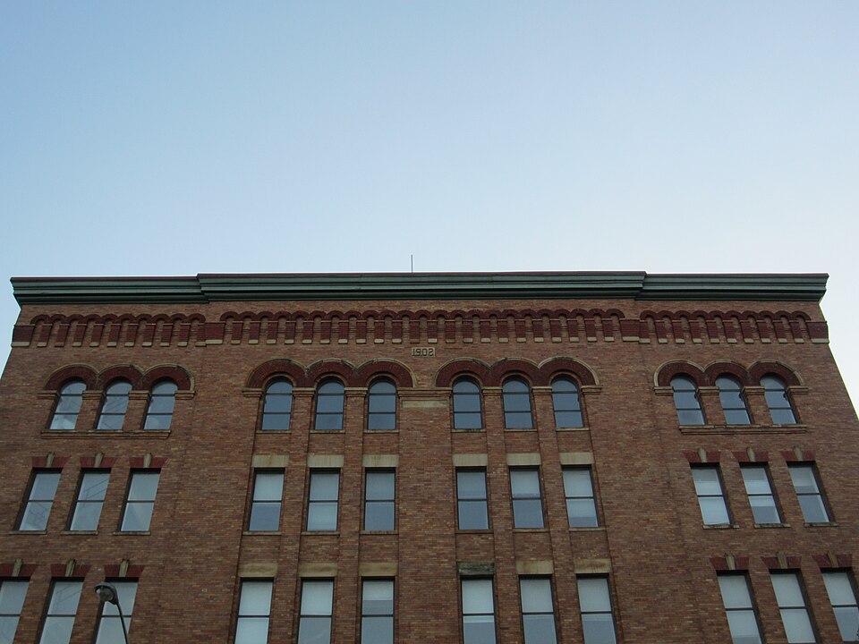 Columbus — local market for B2B and wholesale portals