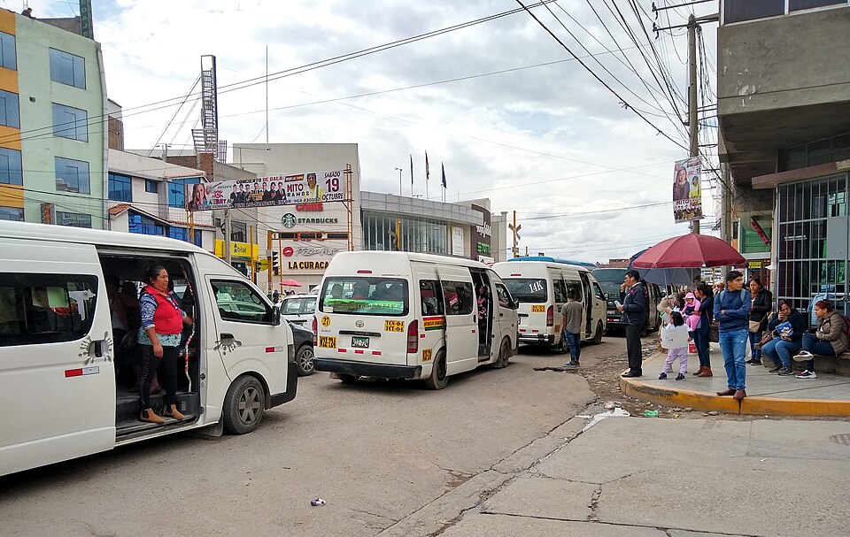 Huancayo — local market for custom e-commerce platforms