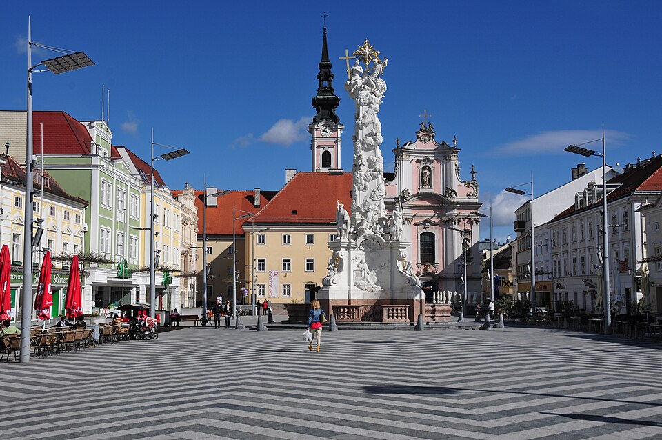 St. Pölten — local market for online stores