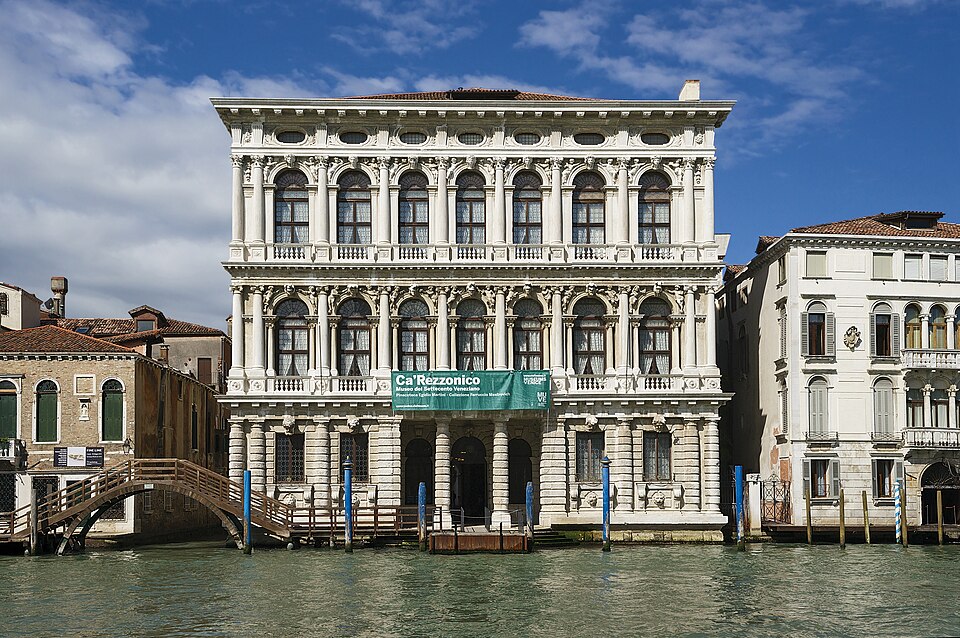 Venice — manufacturer and distributor portals for local businesses