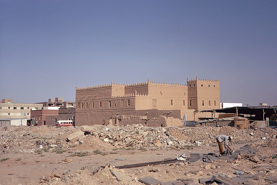 Riyadh — local market for multi-vendor marketplaces