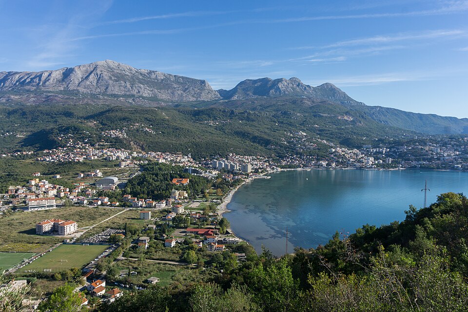 Herceg Novi — manufacturer and distributor portals for local businesses