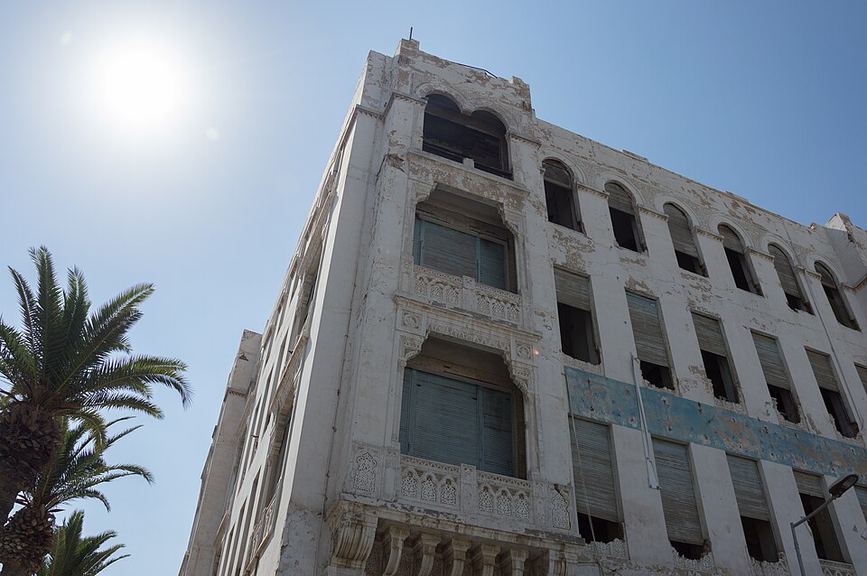 Sfax — manufacturer and distributor portals for local businesses