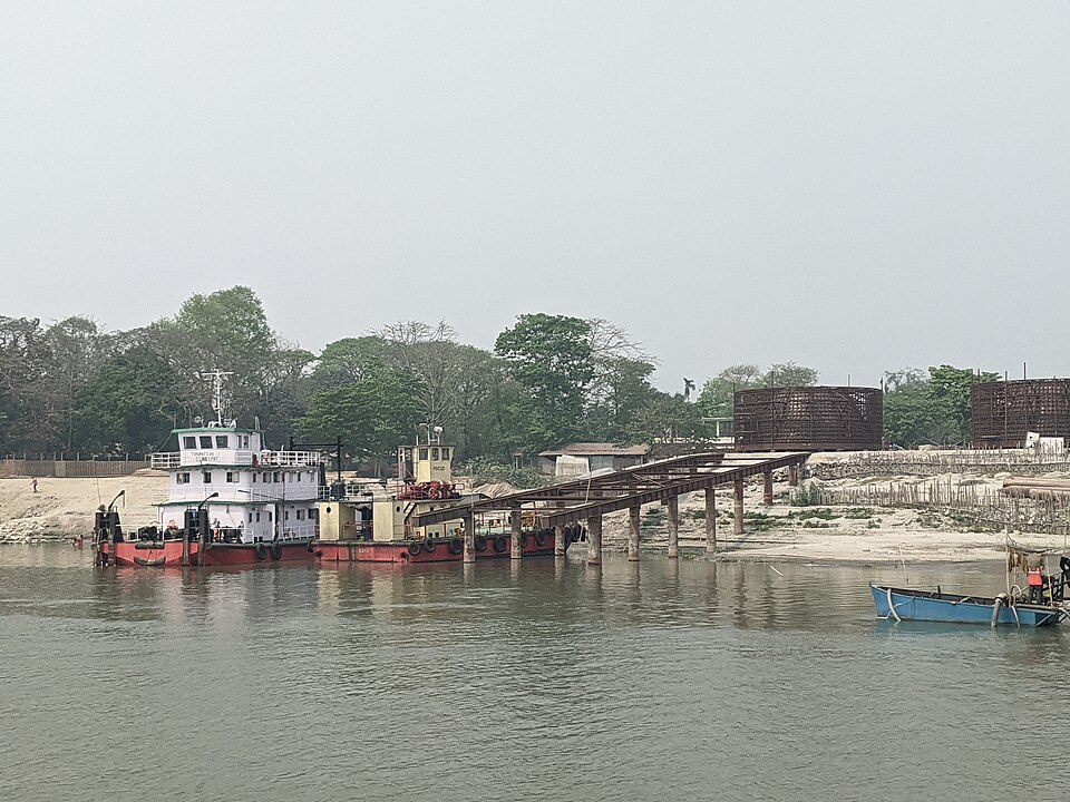Dhubri — local market for manufacturer and distributor portals
