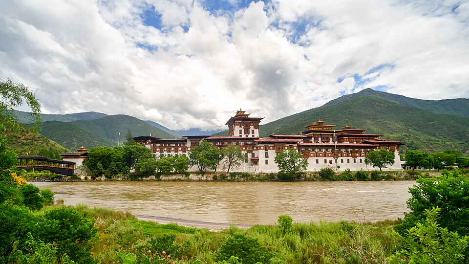Punakha — local market for service booking platforms