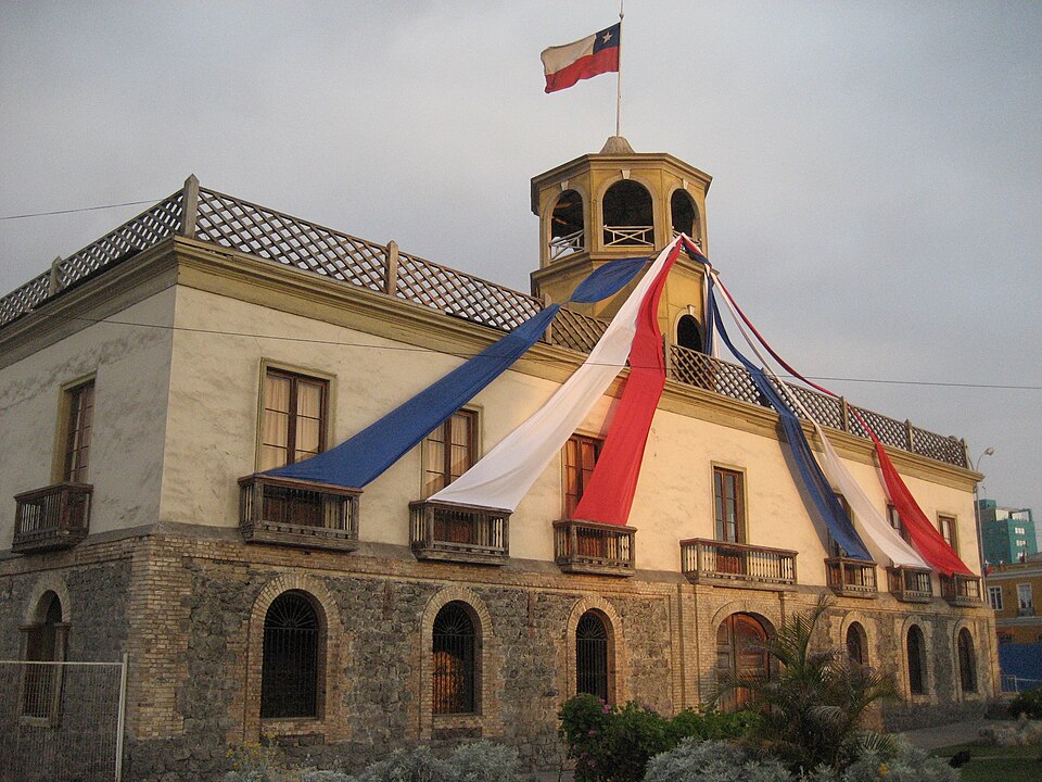 Iquique — multi-vendor marketplaces for local businesses