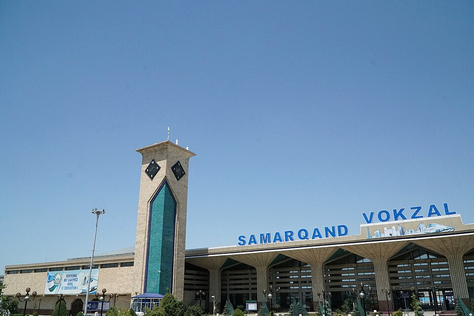 Samarkand — manufacturer and distributor portals for local businesses
