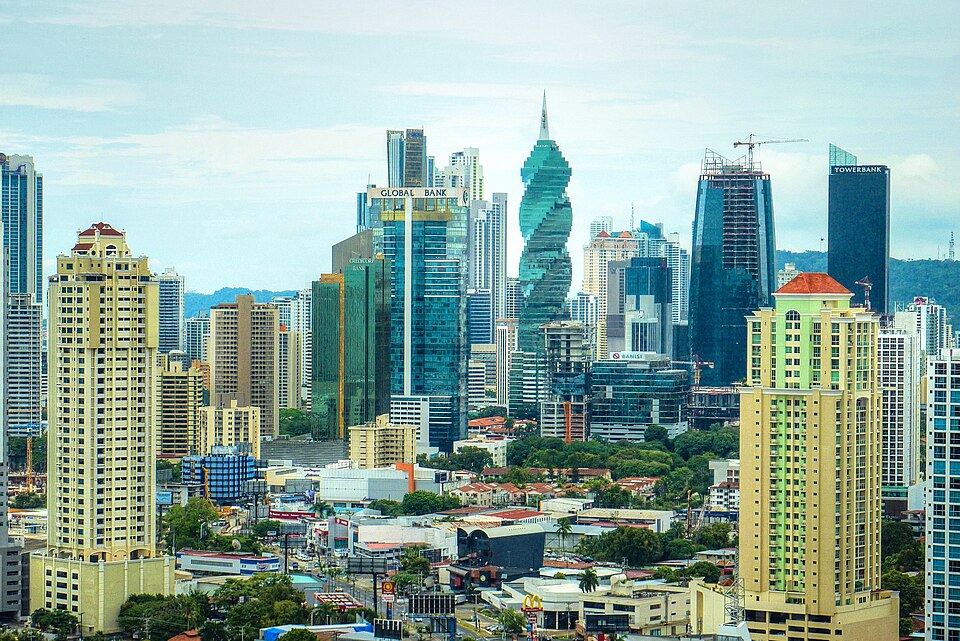 Panama City — local market for mobile commerce apps