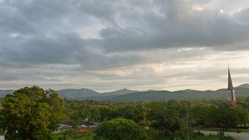Mutare — local market for custom e-commerce platforms