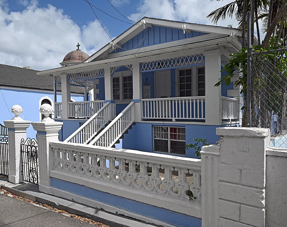 Nassau — local market for mobile commerce apps