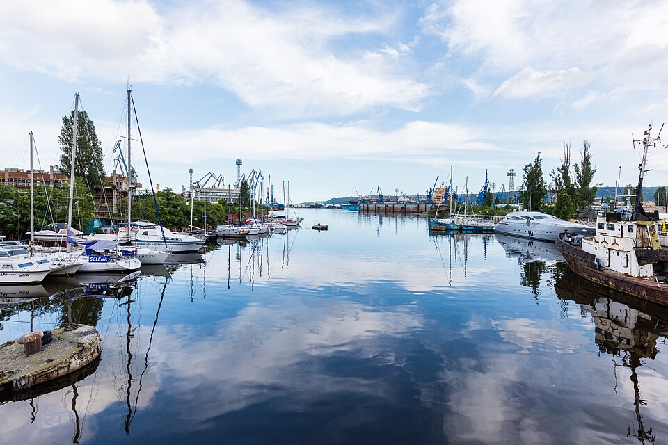 Varna — local market for B2B and wholesale portals
