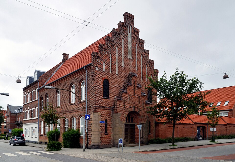 Esbjerg — local market for mobile commerce apps