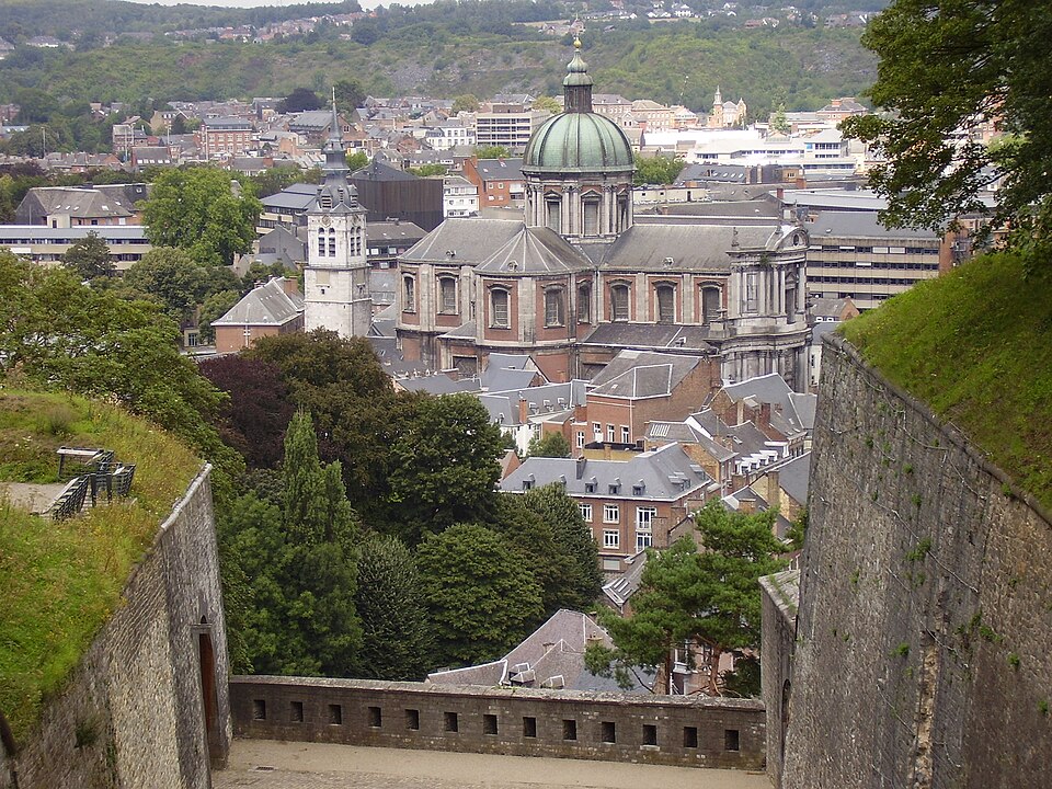 Namur — B2B and wholesale portals for local businesses