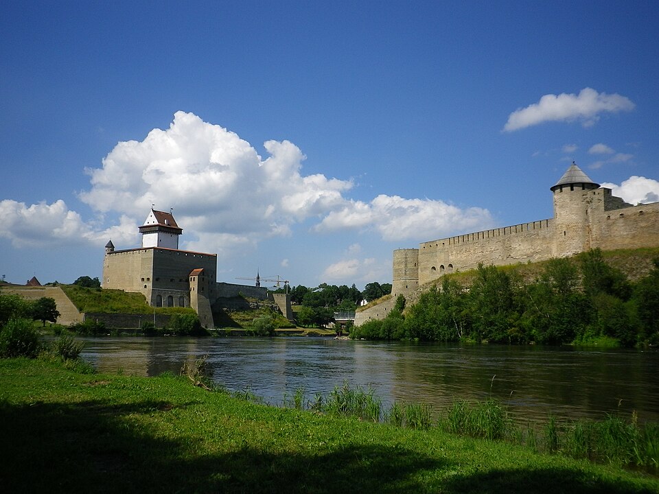 Narva — service booking platforms for local businesses