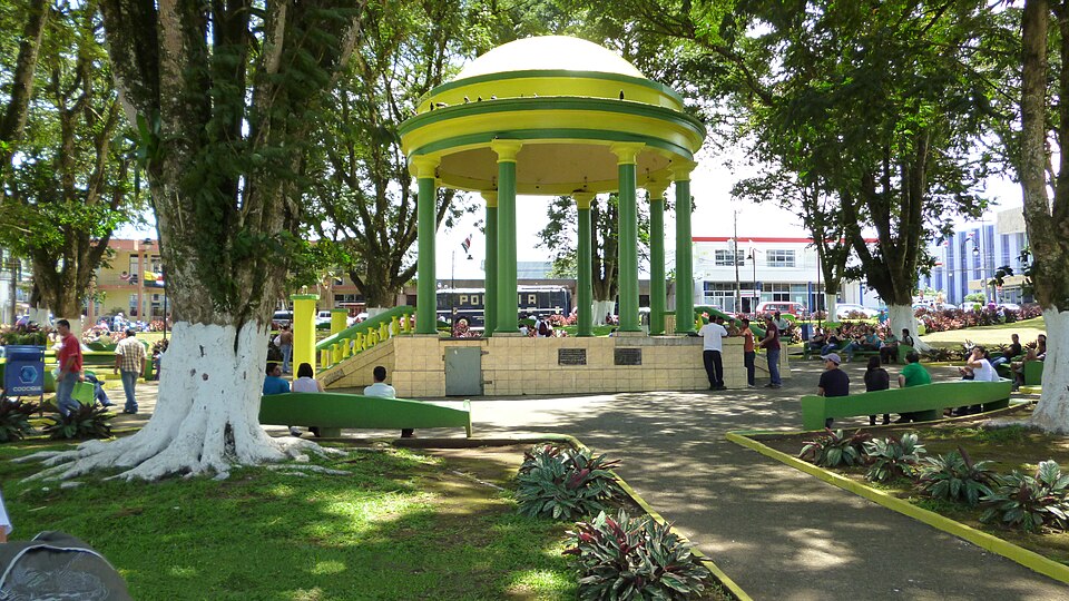 Ciudad Quesada (San Carlos) — local market for online stores