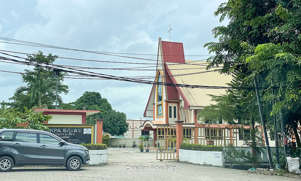 Batam — international and multi-region stores for local businesses