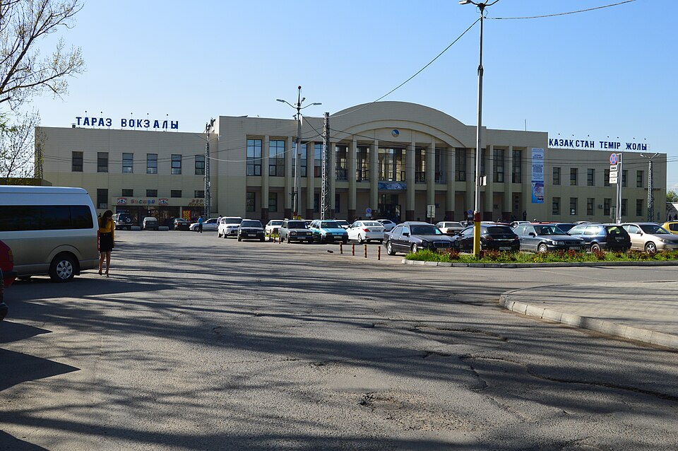Taraz — local market for B2B and wholesale portals