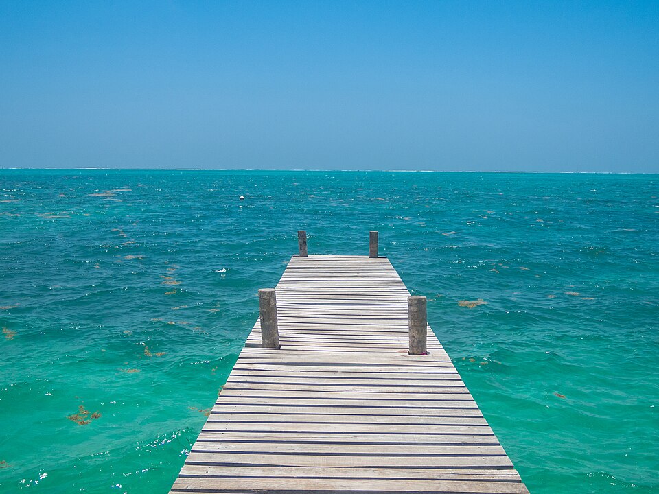 Belize — international and multi-region stores for local businesses