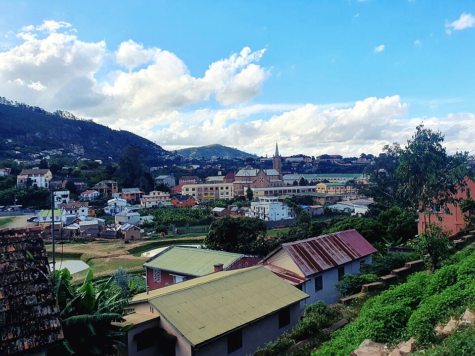 Fianarantsoa — multi-vendor marketplaces for local businesses