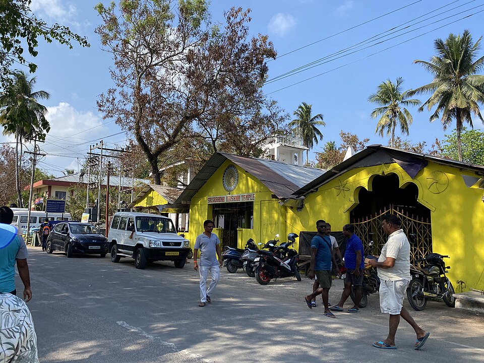 Swaraj Dweep (Havelock) — local market for service booking platforms