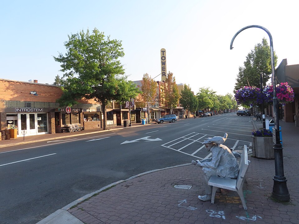 Bend — local market for online stores