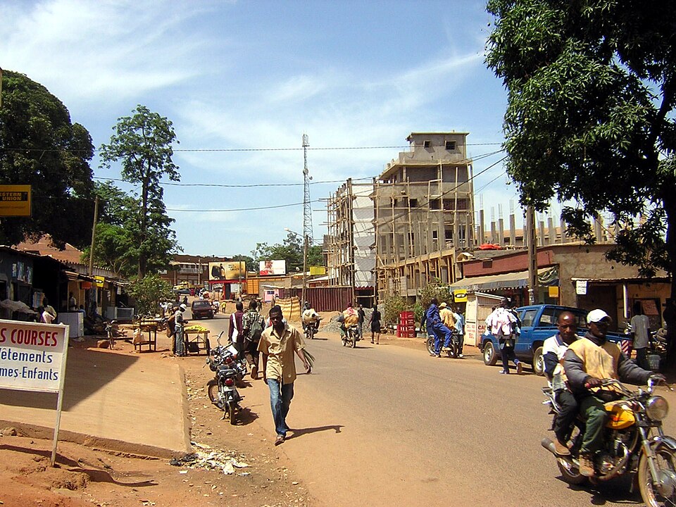 Ngaoundéré — local market for online stores