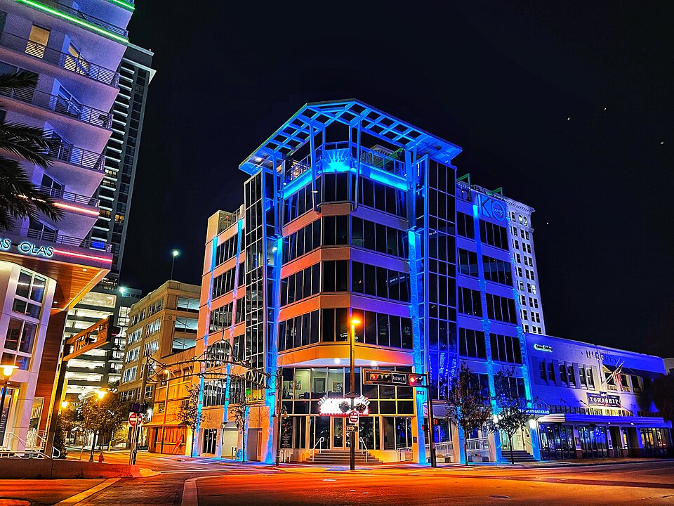 Fort Lauderdale — local market for subscription and membership platforms